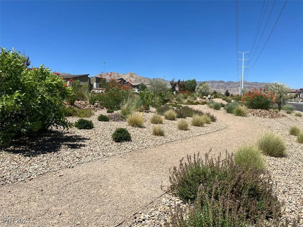 10269 Sequoia Falls, Las Vegas, NV 89149