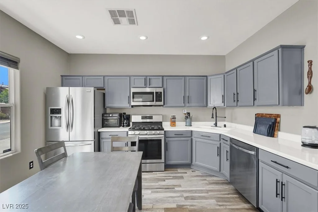 471 Groft, Henderson, NV 89015