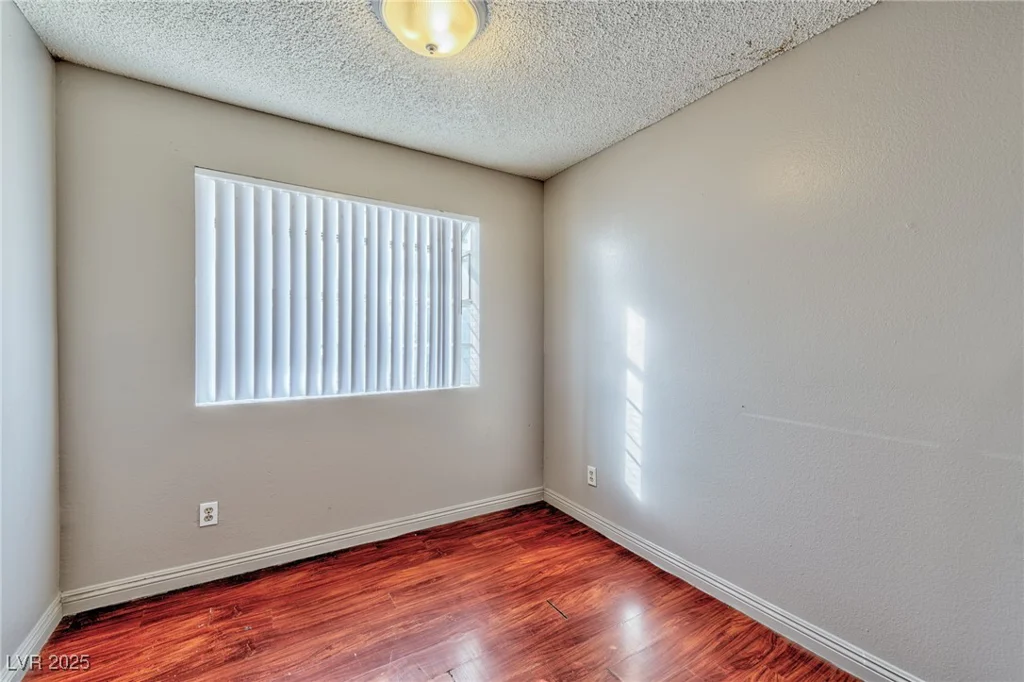1914 Dwarf Star, Las Vegas, NV 89115