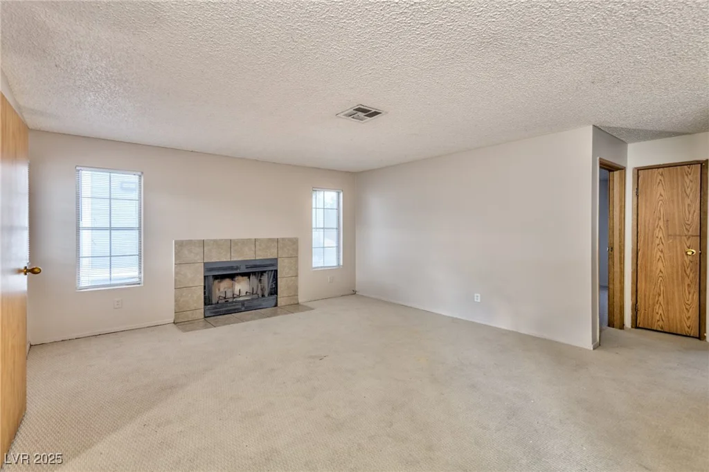 1914 Dwarf Star, Las Vegas, NV 89115