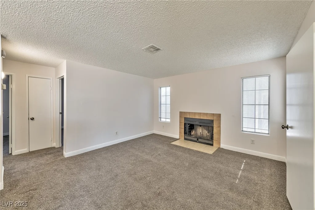 1914 Dwarf Star, Las Vegas, NV 89115
