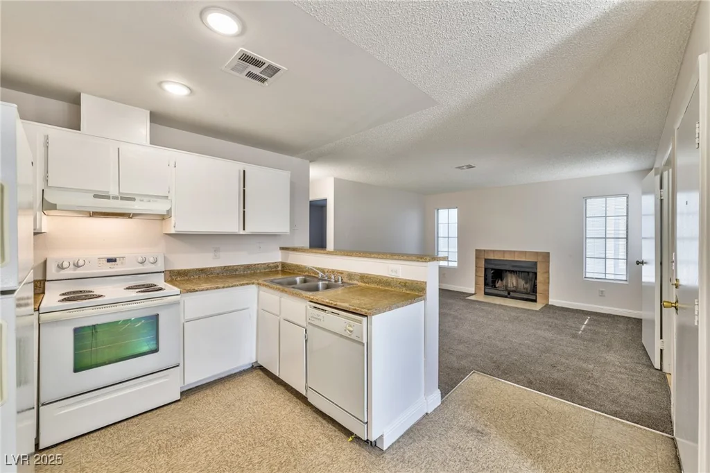 1914 Dwarf Star, Las Vegas, NV 89115