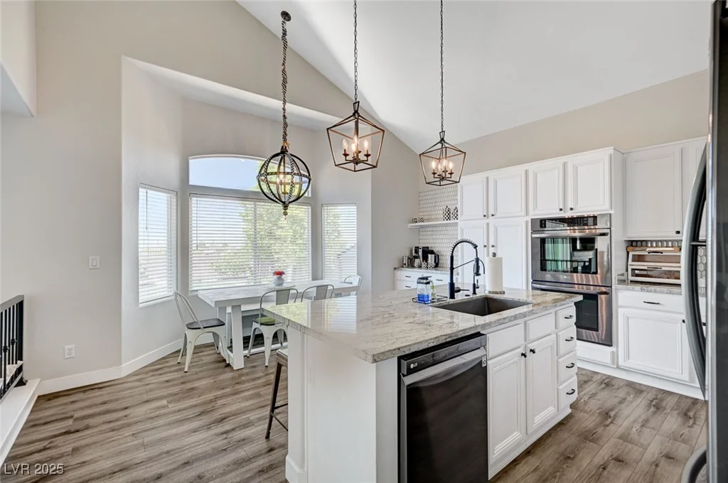1006 Kings View, Henderson, NV 89002