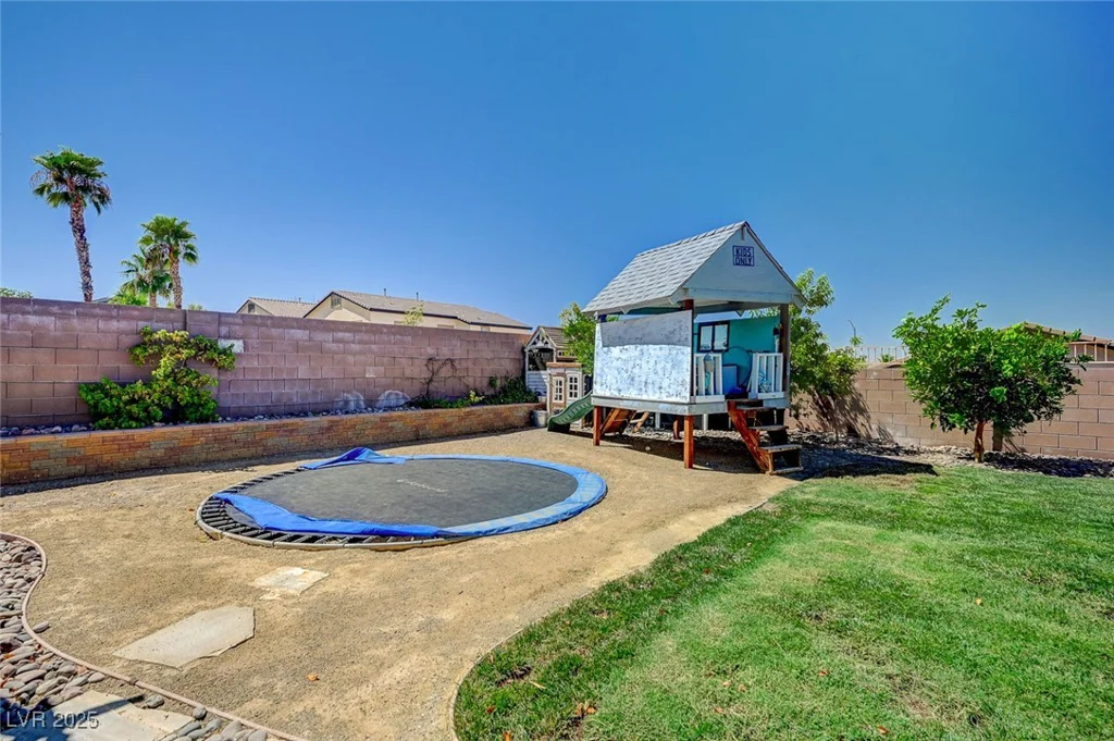 1006 Kings View, Henderson, NV 89002