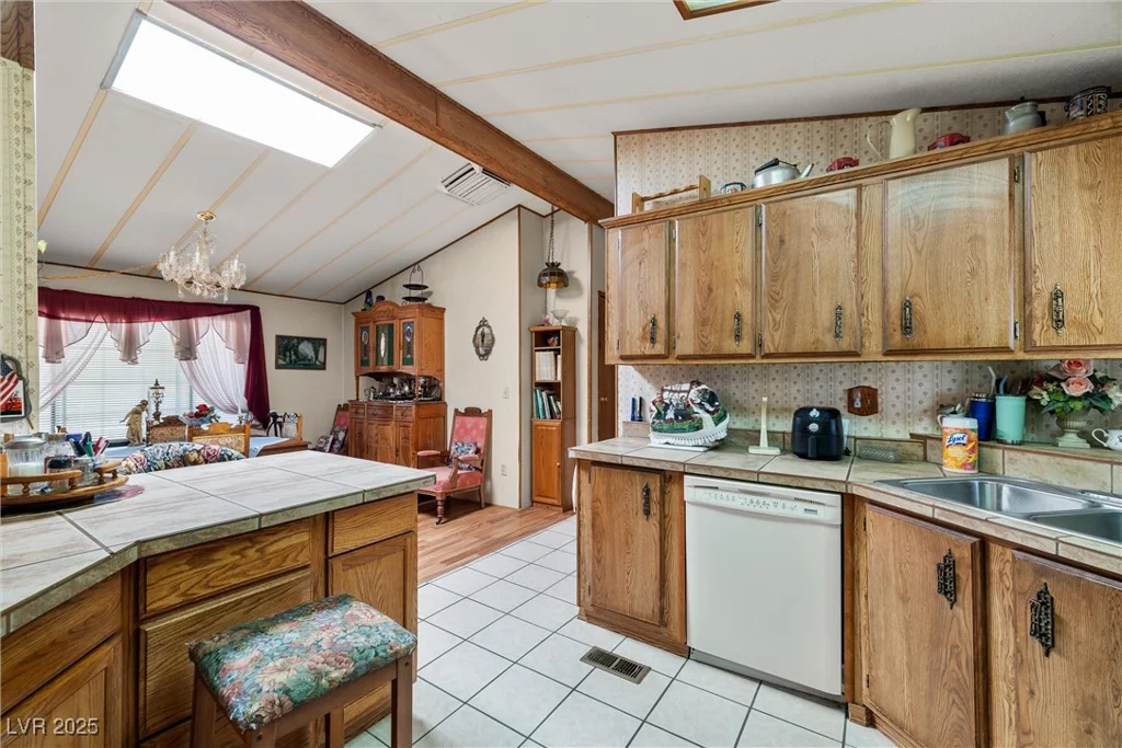 1140 Cash, Pahrump, NV 89048