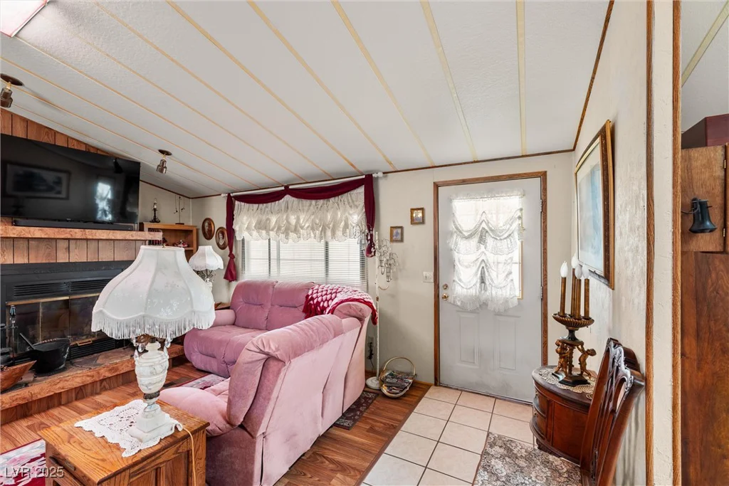 1140 Cash, Pahrump, NV 89048