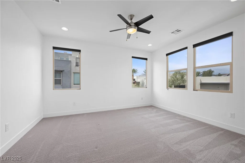 11325 Gravitation, Las Vegas, NV 89135