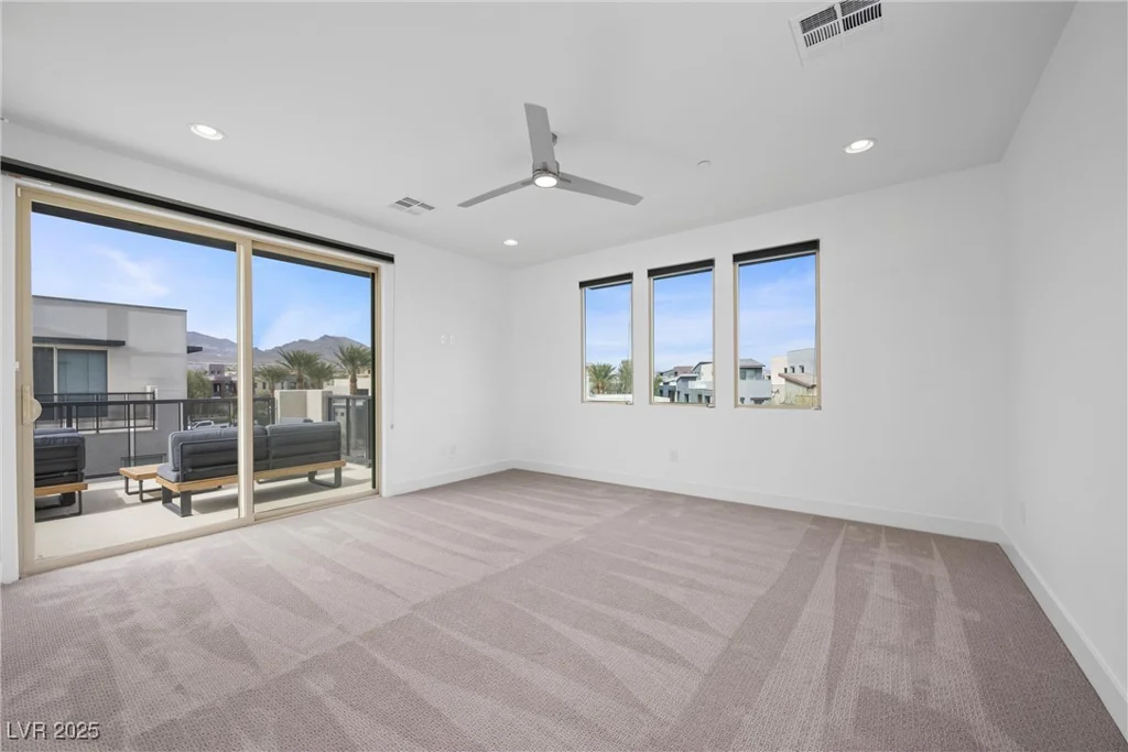 11325 Gravitation, Las Vegas, NV 89135