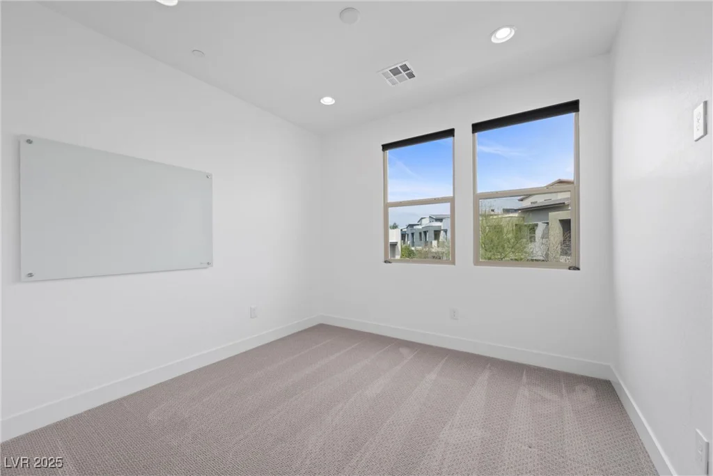 11325 Gravitation, Las Vegas, NV 89135