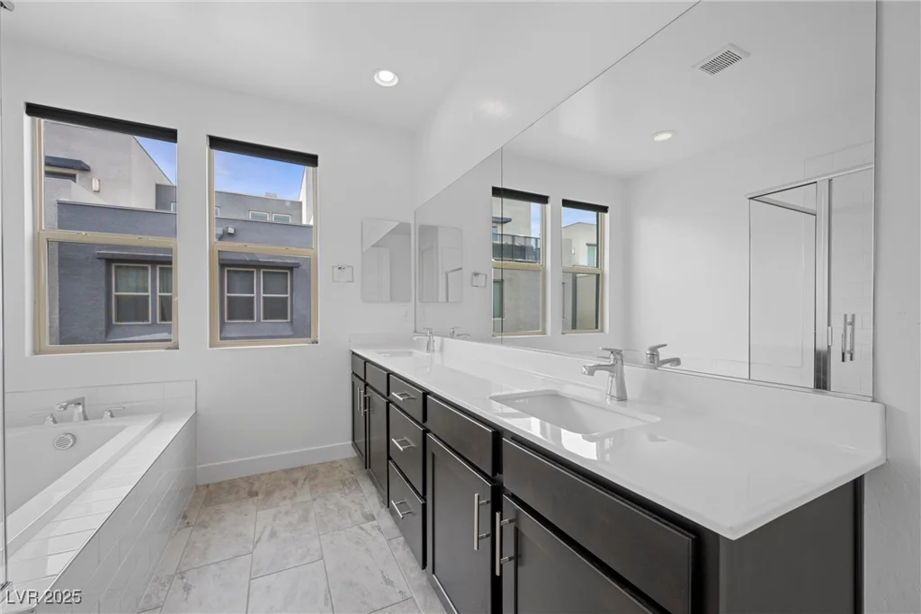 11325 Gravitation, Las Vegas, NV 89135