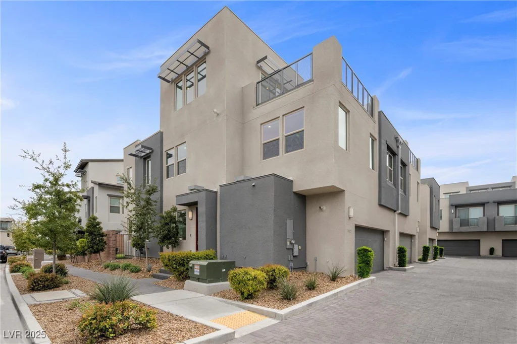 11325 Gravitation, Las Vegas, NV 89135