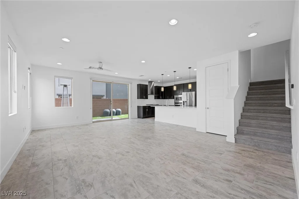 11325 Gravitation, Las Vegas, NV 89135