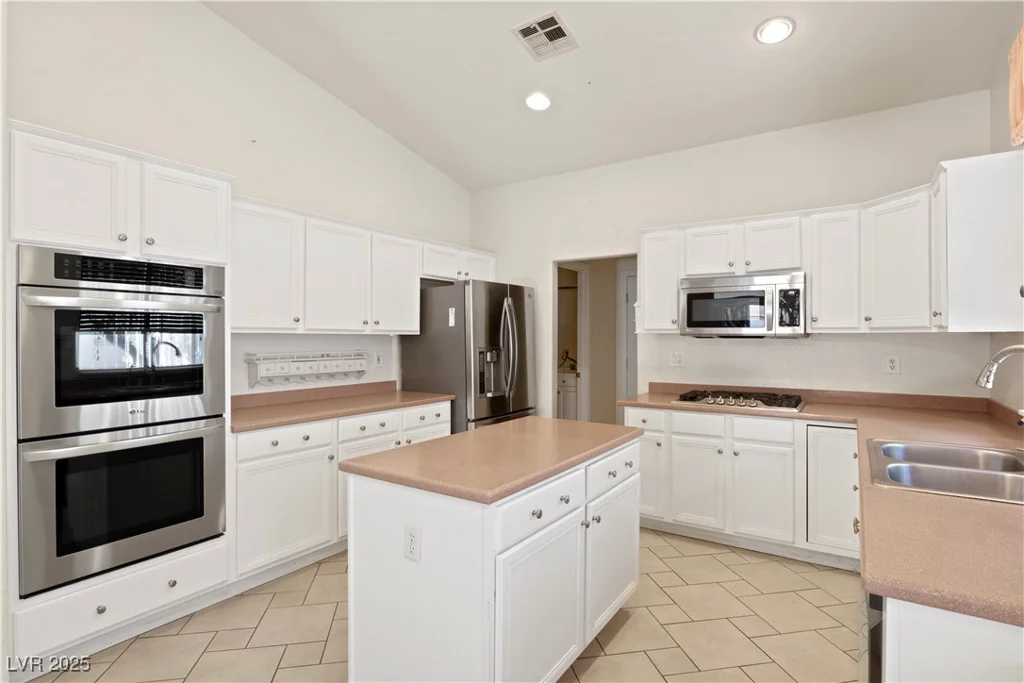 263 Single Petal, Henderson, NV 89074