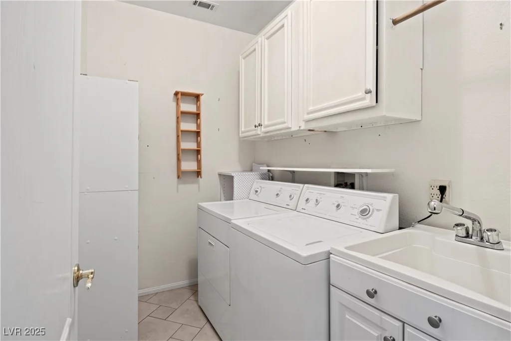 263 Single Petal, Henderson, NV 89074