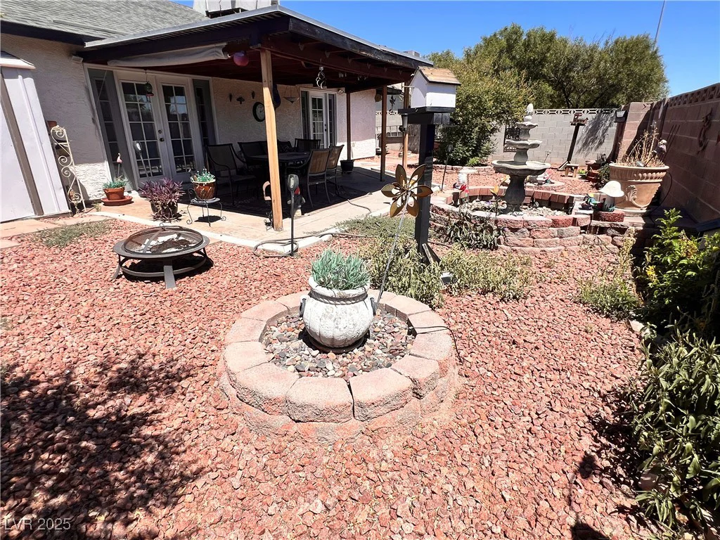 6509 Faith Peak, Las Vegas, NV 89108