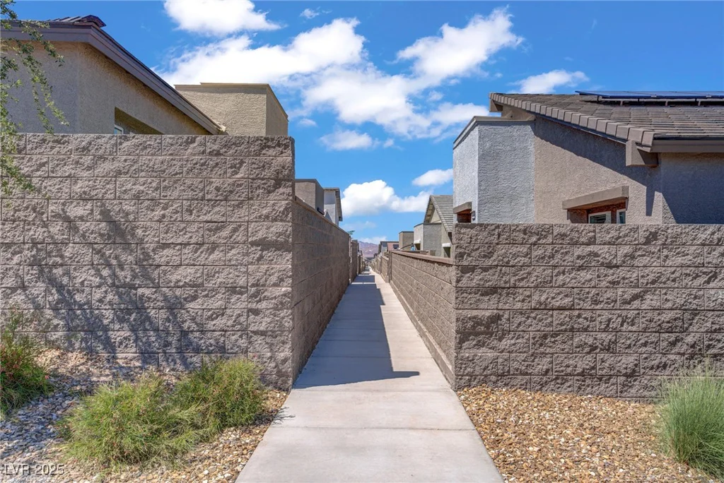 384 Aravalli Crest, Henderson, NV 89015