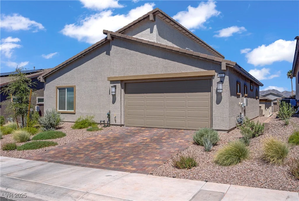 384 Aravalli Crest, Henderson, NV 89015