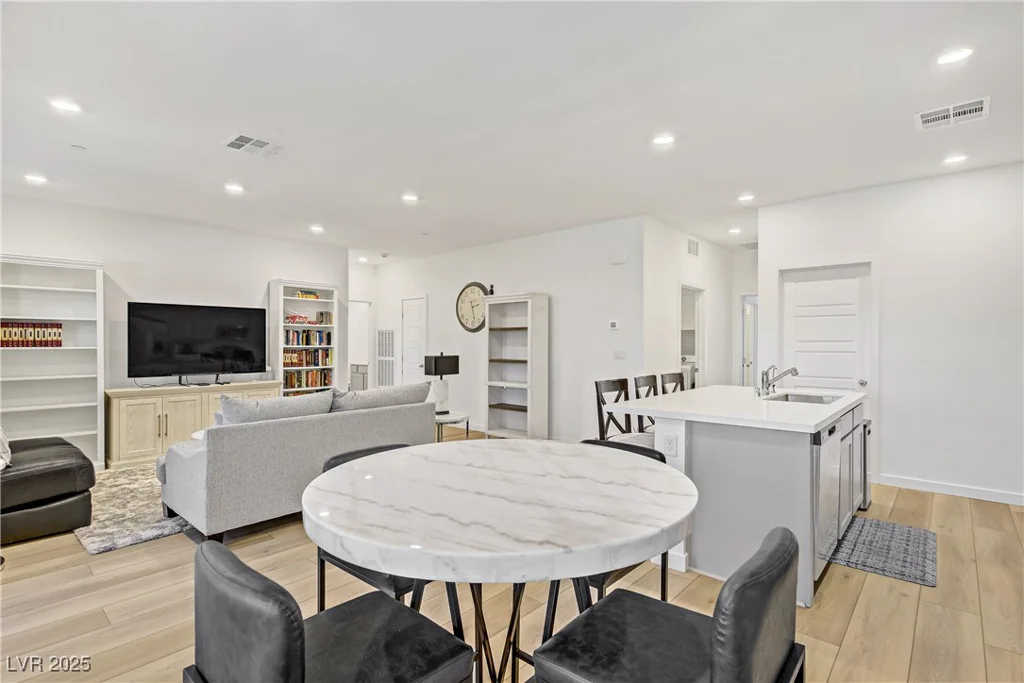 384 Aravalli Crest, Henderson, NV 89015