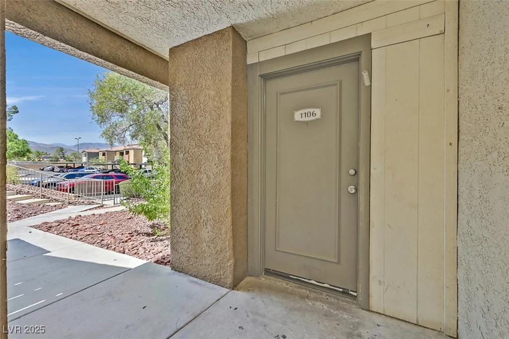 3151 Soaring Gulls, Las Vegas, NV 89128