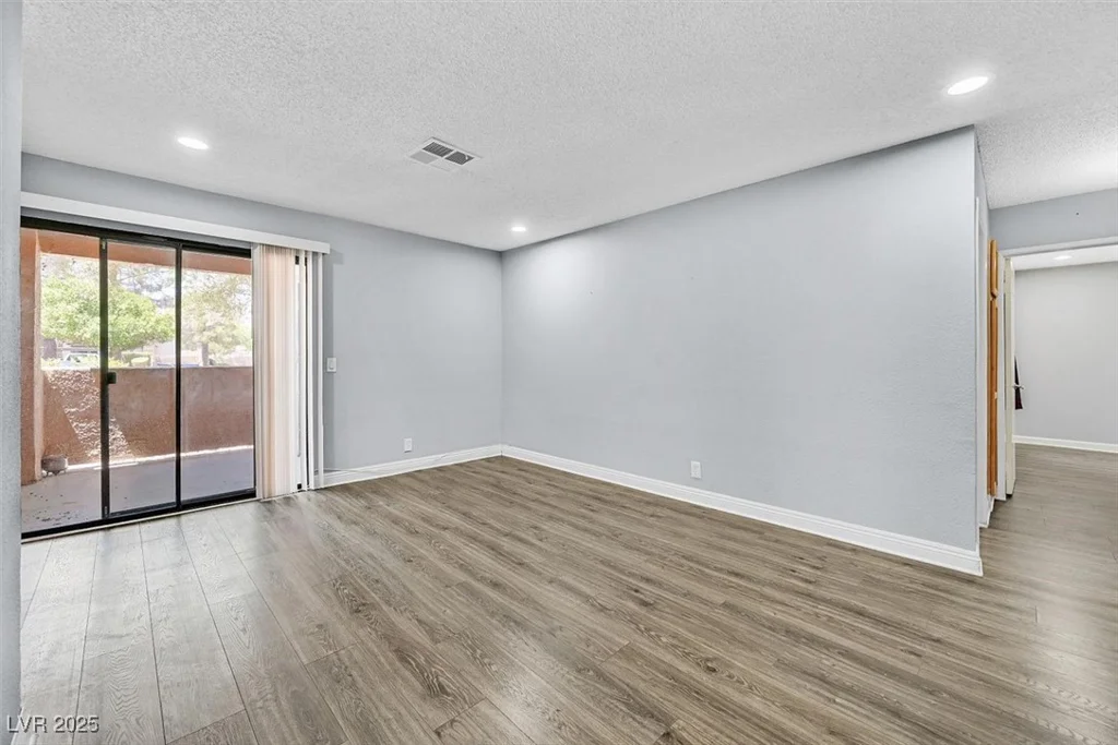 3151 Soaring Gulls, Las Vegas, NV 89128