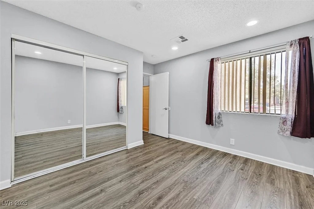 3151 Soaring Gulls, Las Vegas, NV 89128