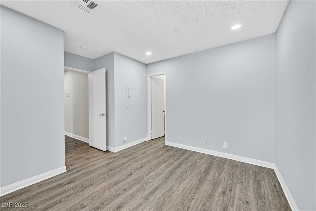 3151 Soaring Gulls, Las Vegas, NV 89128