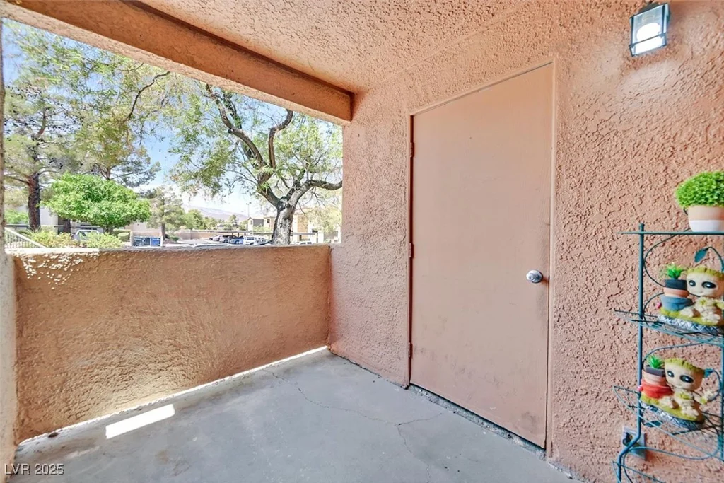 3151 Soaring Gulls, Las Vegas, NV 89128
