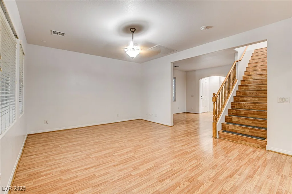 8332 Jo Marcy, Las Vegas, NV 89131