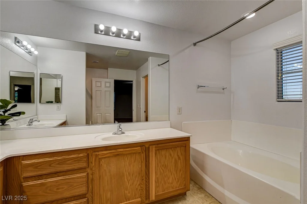 8332 Jo Marcy, Las Vegas, NV 89131