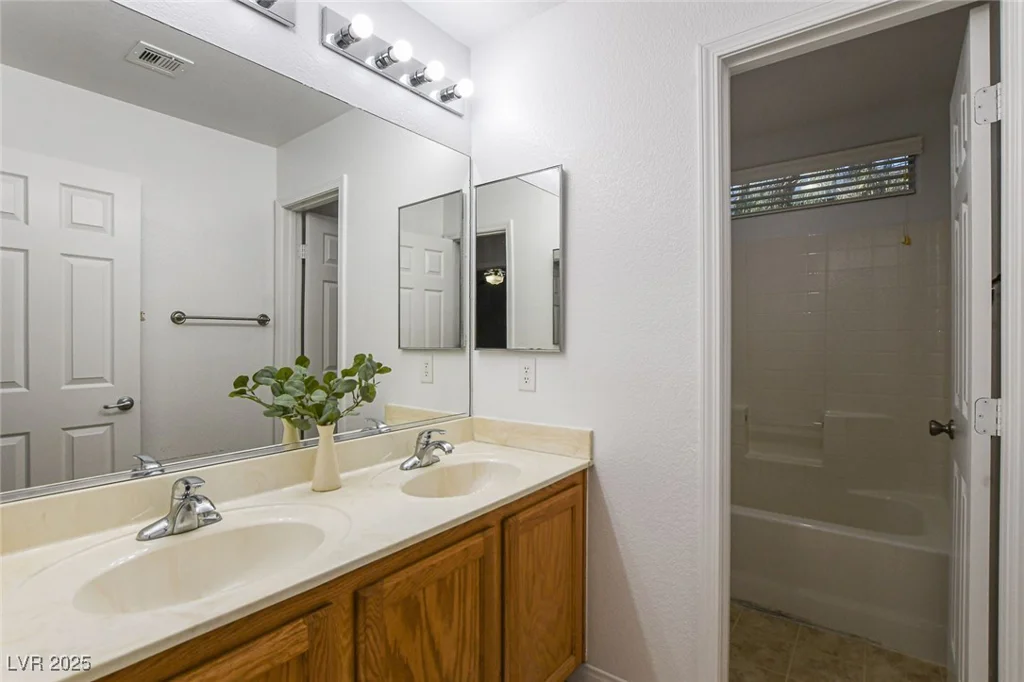 8332 Jo Marcy, Las Vegas, NV 89131