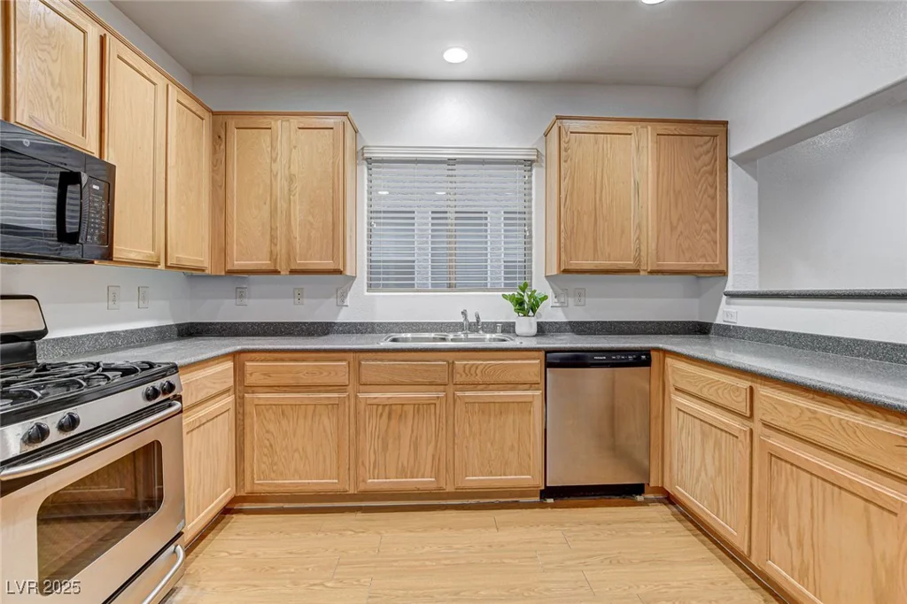 8332 Jo Marcy, Las Vegas, NV 89131