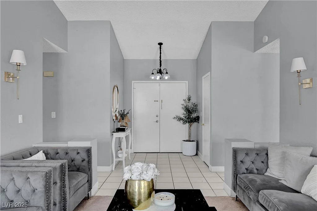 2820 Gentilly, Las Vegas, NV 89108