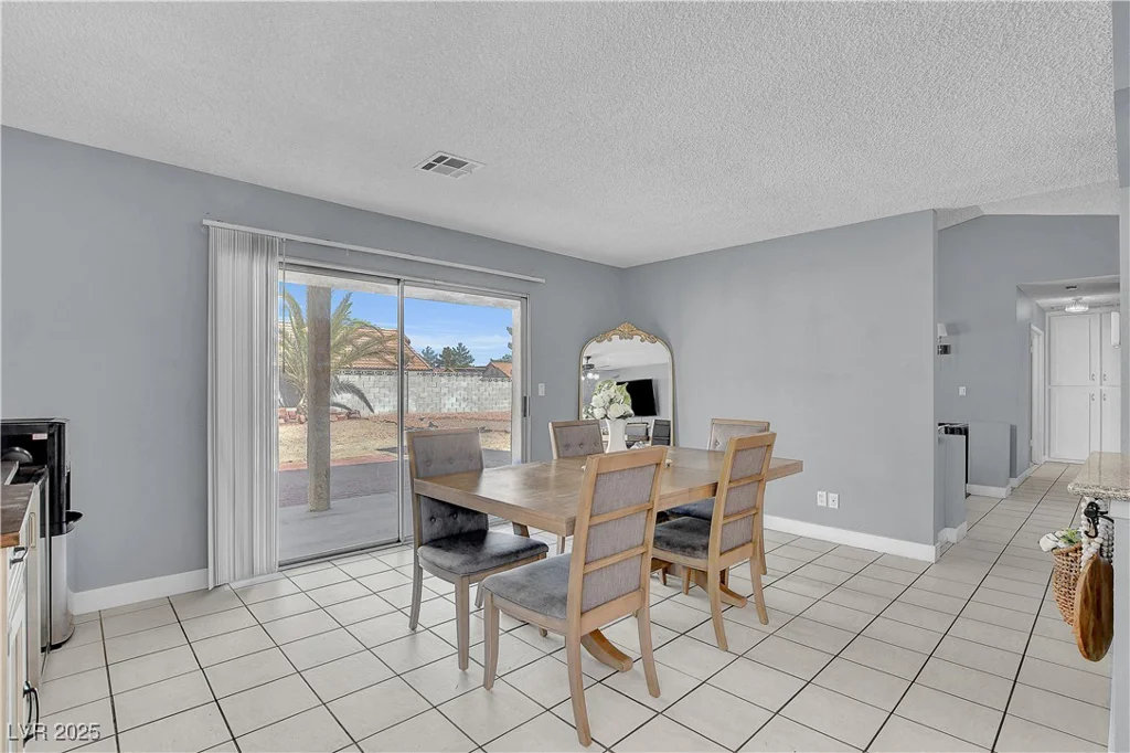 2820 Gentilly, Las Vegas, NV 89108