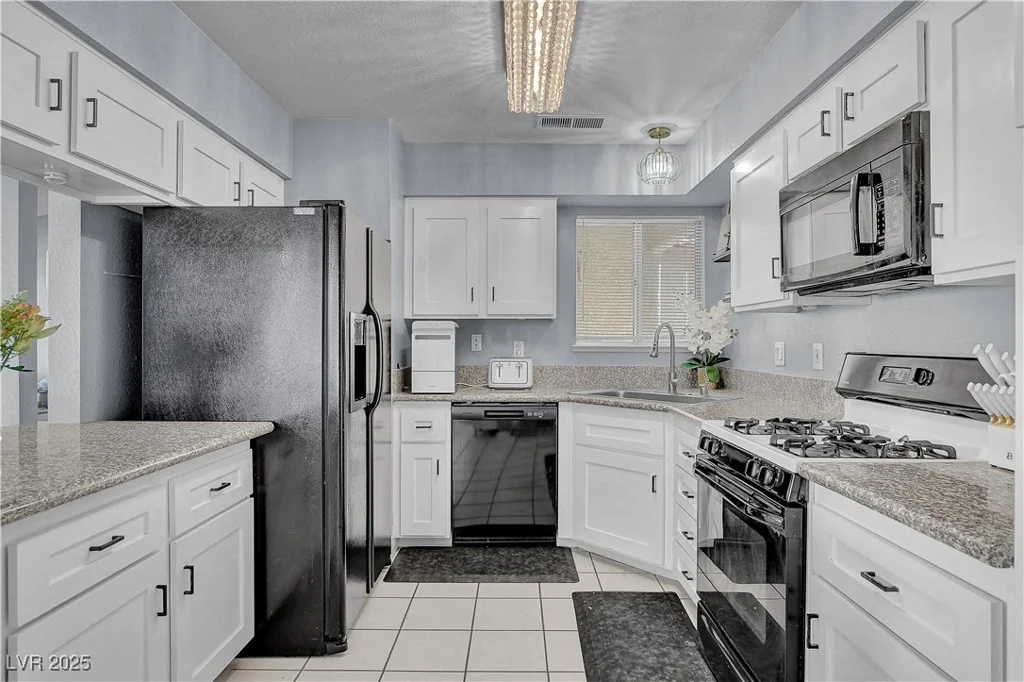 2820 Gentilly, Las Vegas, NV 89108