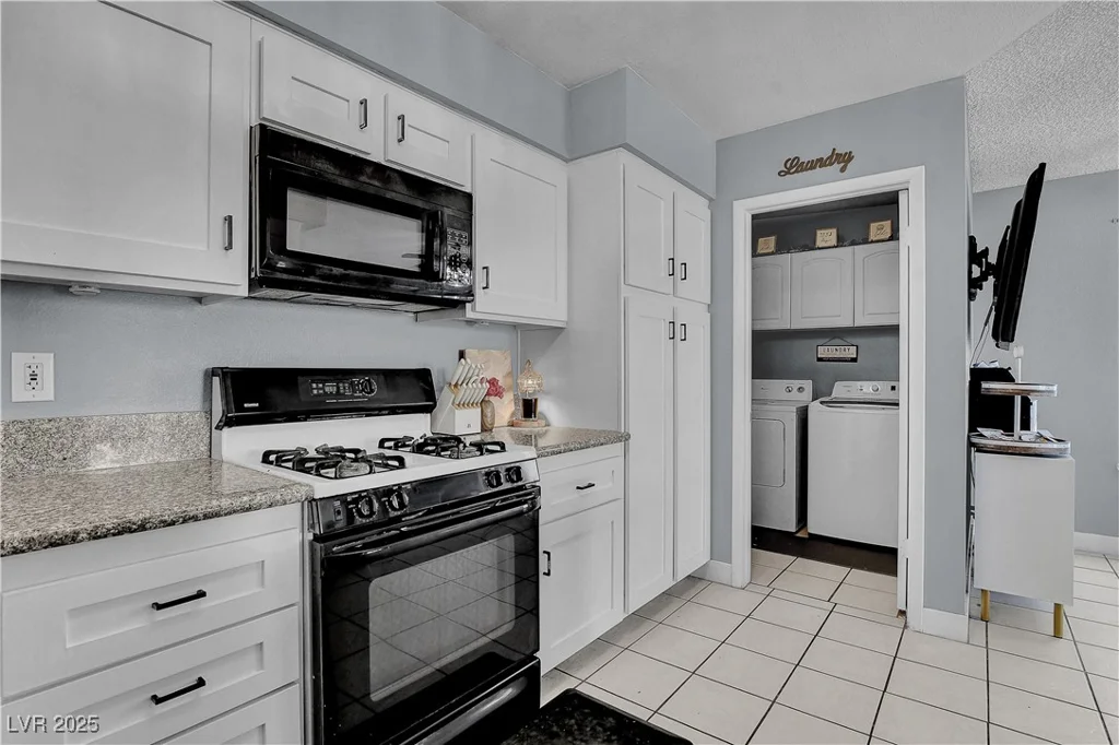 2820 Gentilly, Las Vegas, NV 89108