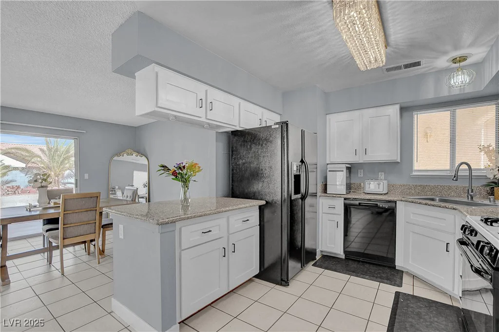 2820 Gentilly, Las Vegas, NV 89108