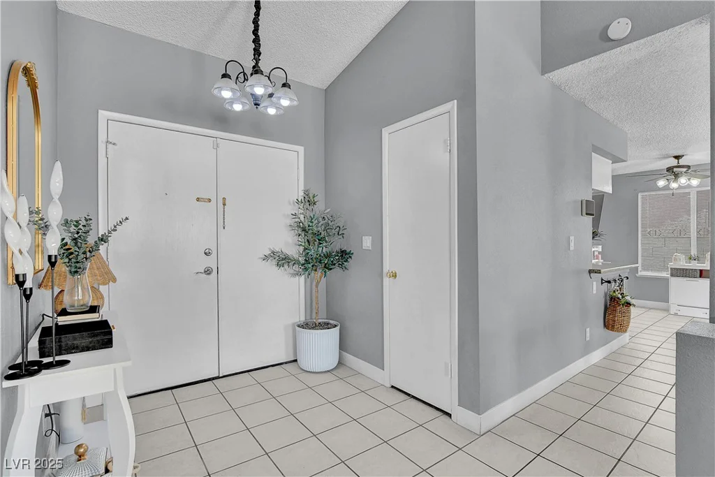 2820 Gentilly, Las Vegas, NV 89108