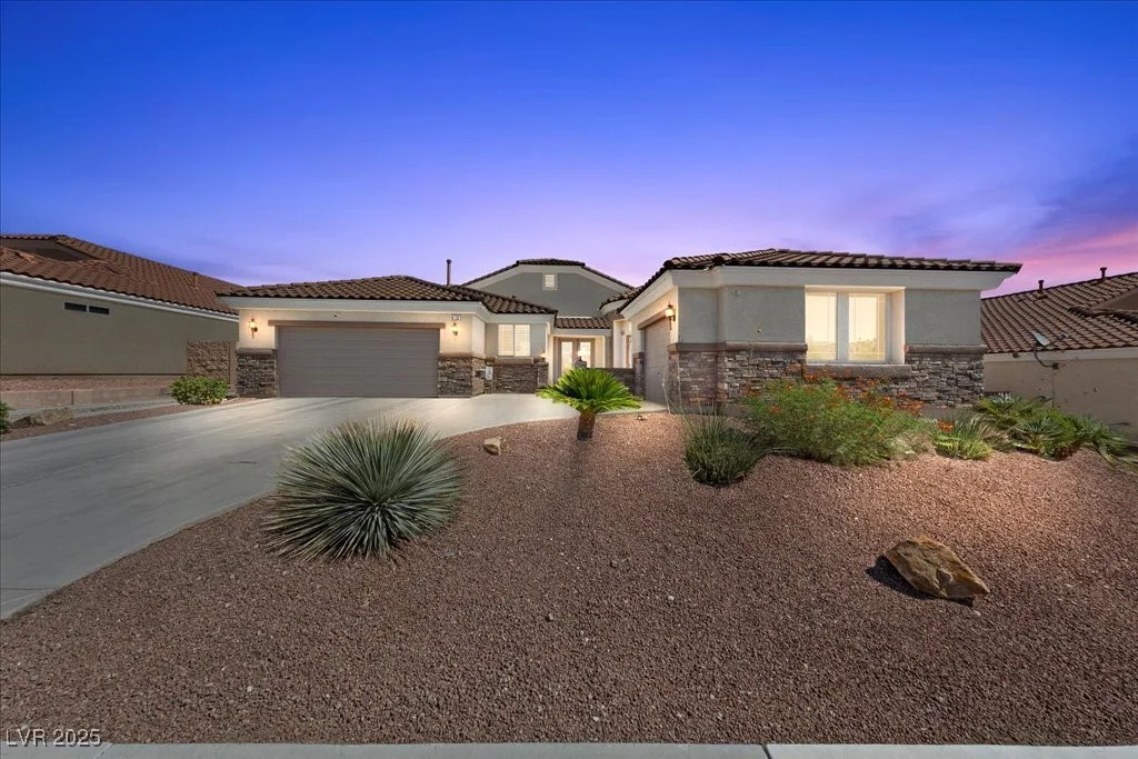 8132 Sweet Dreams, Las Vegas, NV 89131