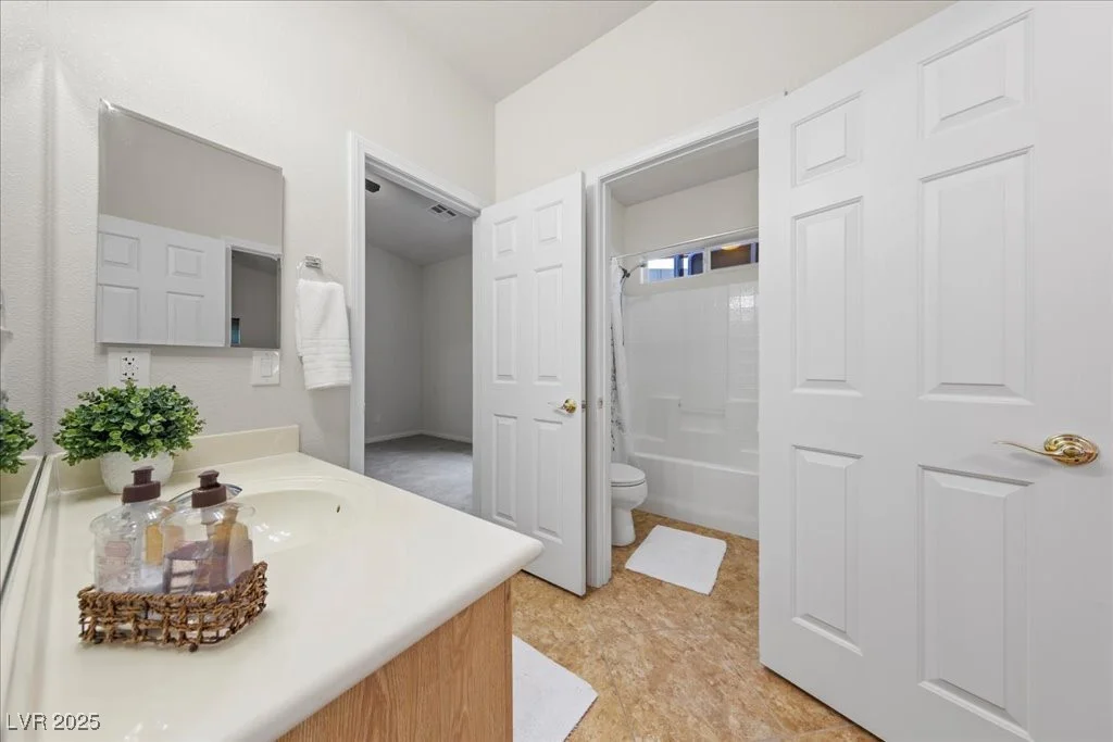 8132 Sweet Dreams, Las Vegas, NV 89131