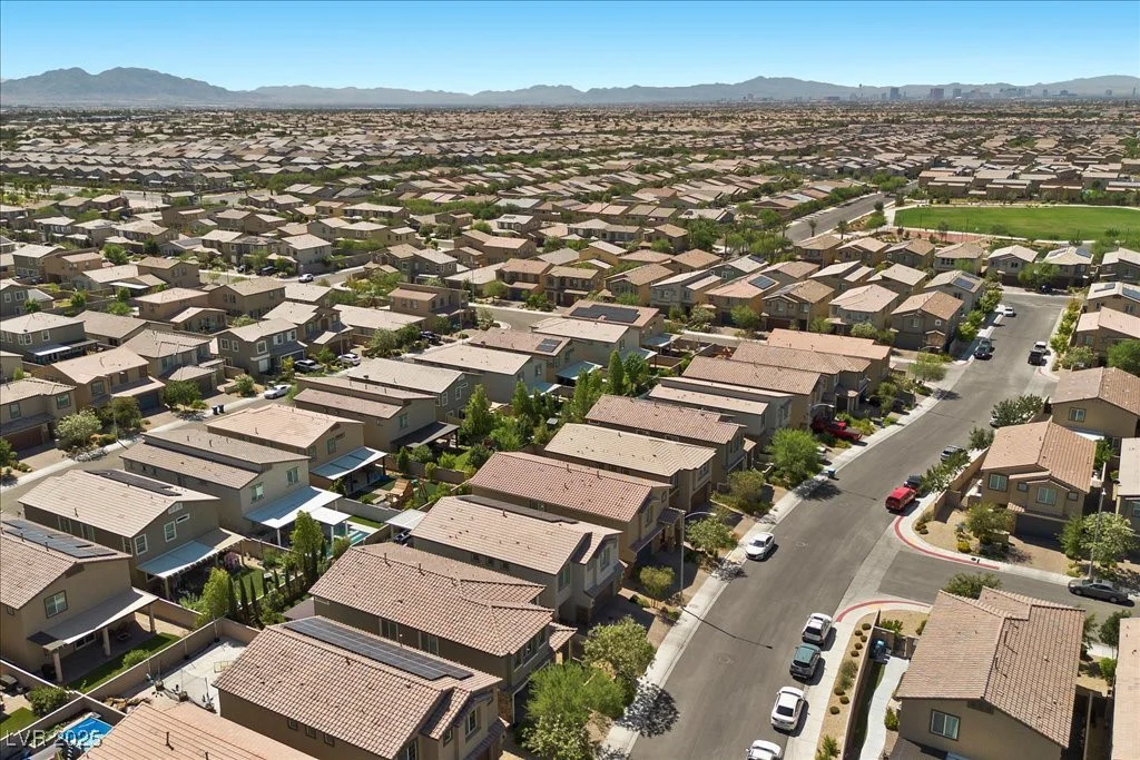 8132 Sweet Dreams, Las Vegas, NV 89131