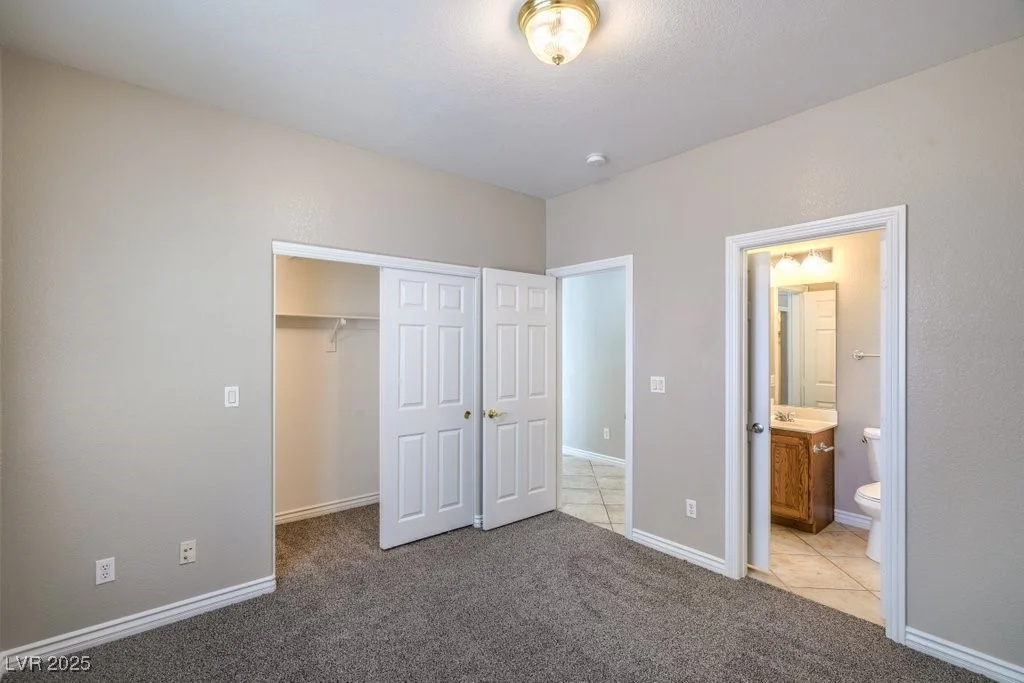 8121 Altamont Ridge, Las Vegas, NV 89113