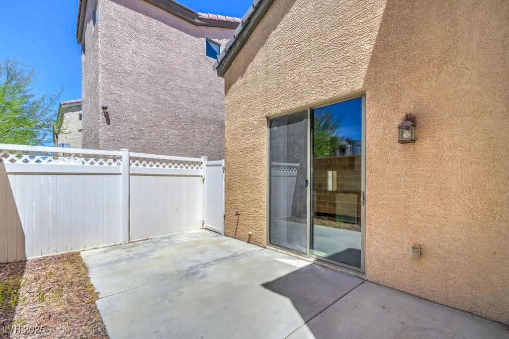 8121 Altamont Ridge, Las Vegas, NV 89113