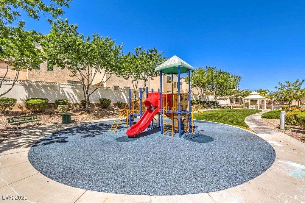 8121 Altamont Ridge, Las Vegas, NV 89113