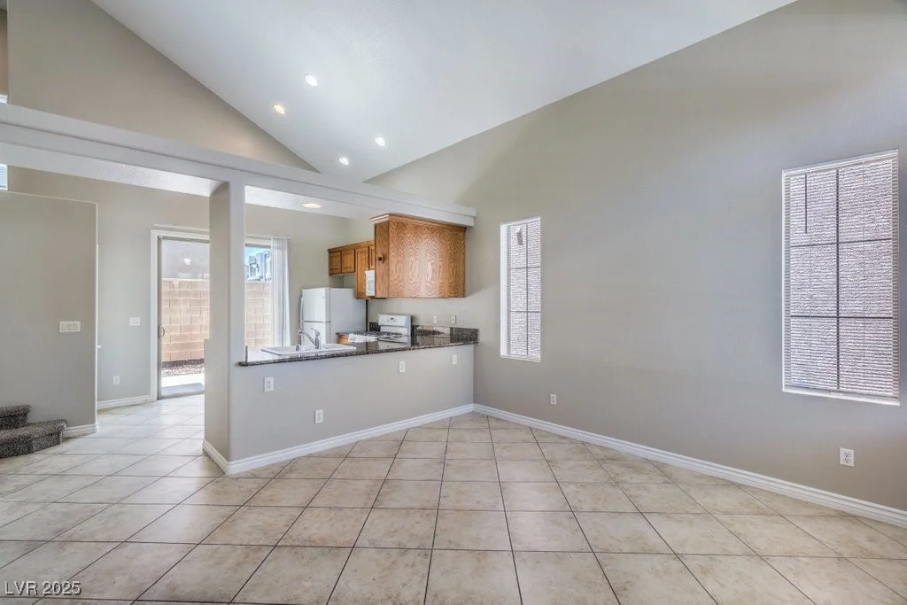 8121 Altamont Ridge, Las Vegas, NV 89113