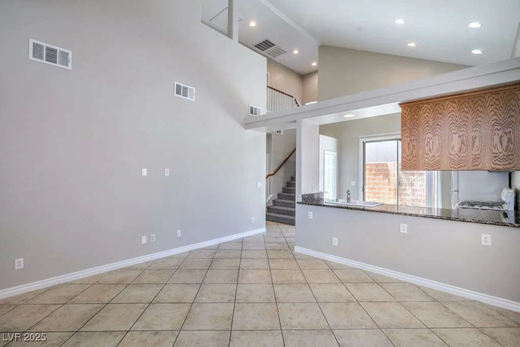 8121 Altamont Ridge, Las Vegas, NV 89113