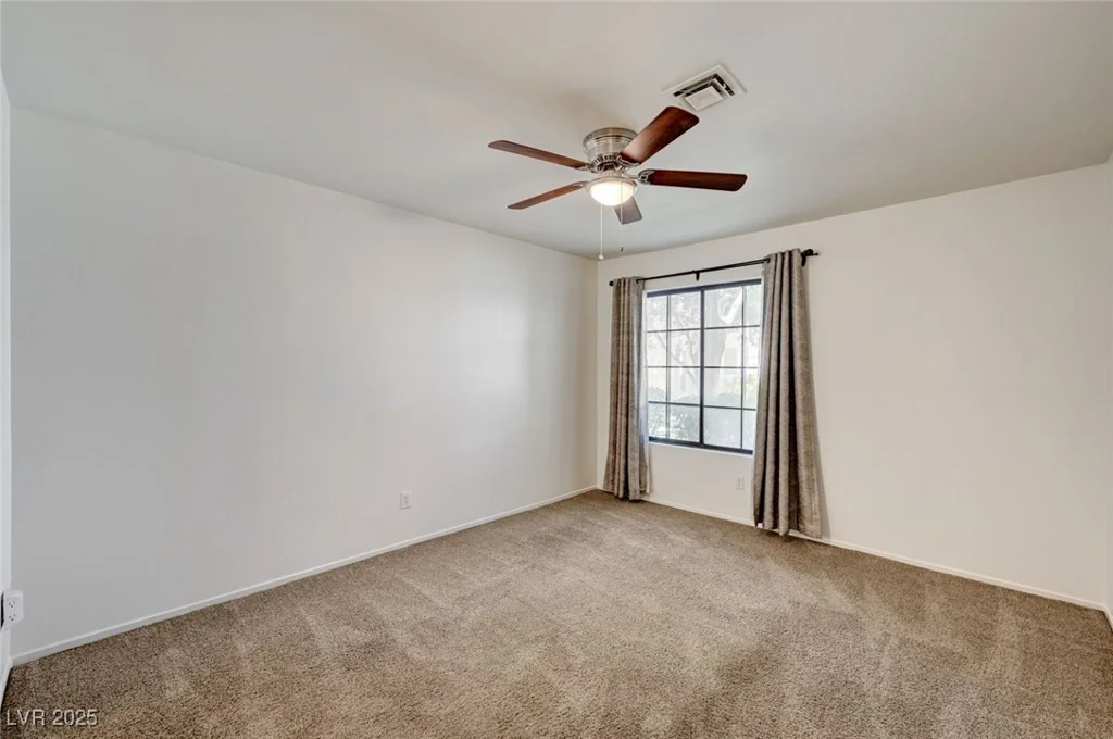 4869 Torrey Pines, Las Vegas, NV 89103