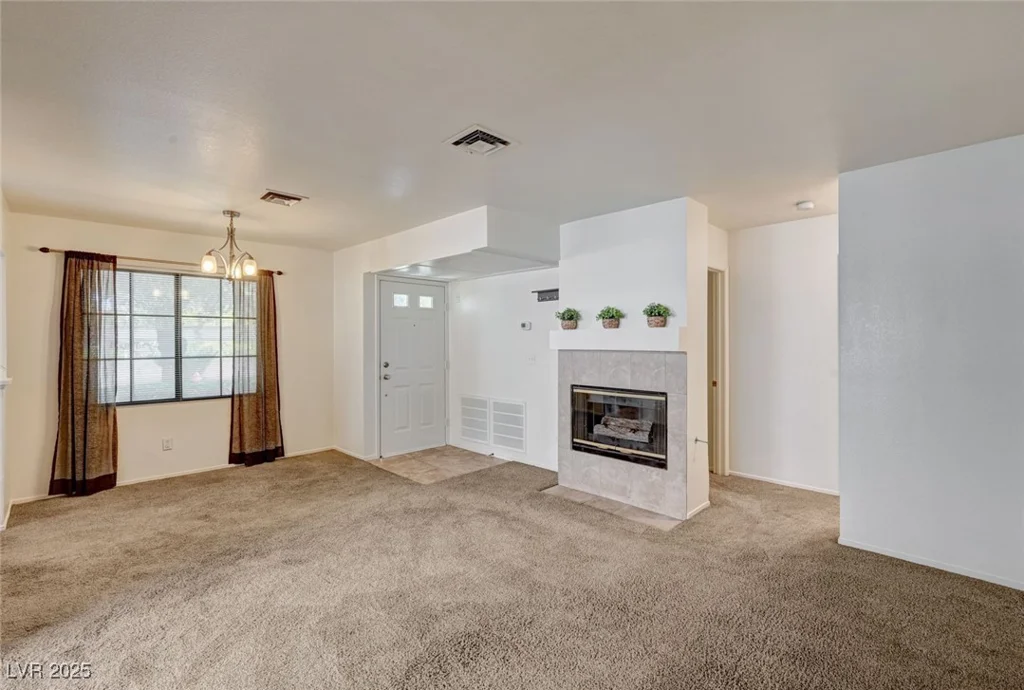 4869 Torrey Pines, Las Vegas, NV 89103