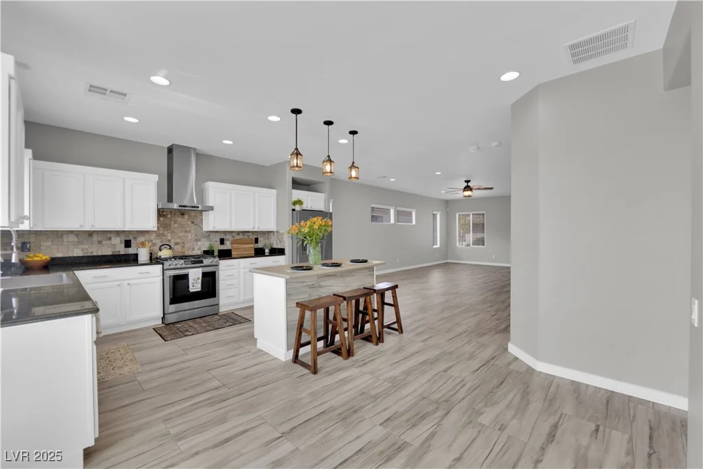 2983 Tara Murphy, Henderson, NV 89044
