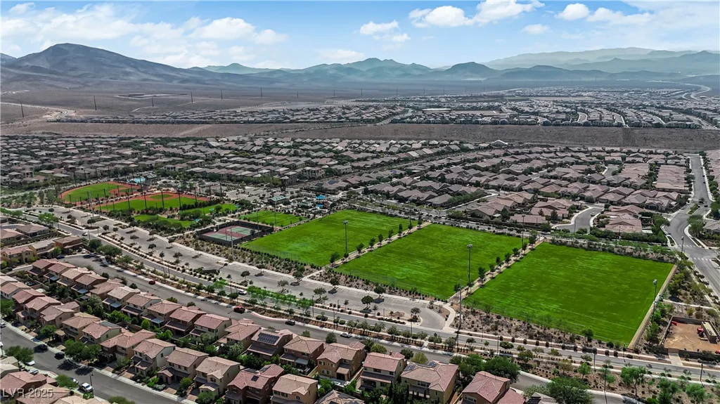 2983 Tara Murphy, Henderson, NV 89044