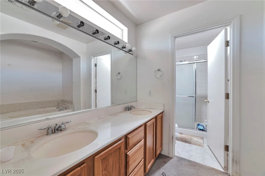 10226 Wolf Pack, Las Vegas, NV 89178